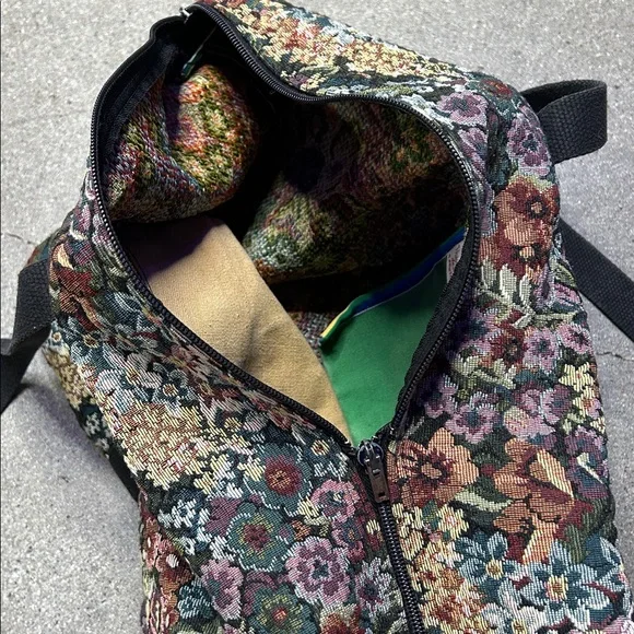 Vintage Victoria Rosenthal Design Floral Tapestry Weekender Bag - Picture 8 of 16